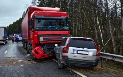 Litigating a Trucking Collision Case: What to Expect with a Lawyer by Your Side